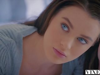 Vanem kena naine lana rhoades on seks video koos tema ülemus