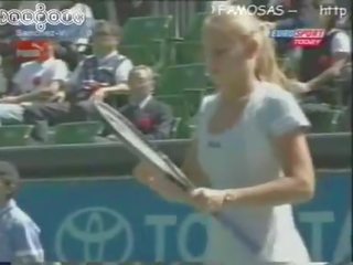 Jelena dokic oops downblouse ładny